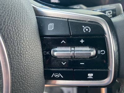 2023 Kia Carnival SX