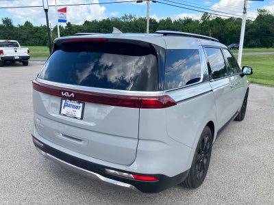 2023 Kia Carnival SX